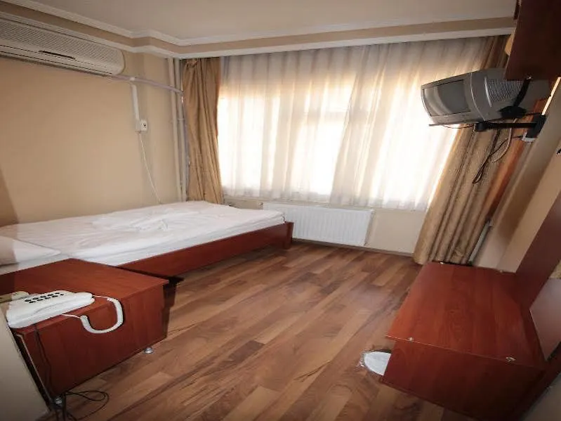 איסטמבול Samil Hotel 2*,